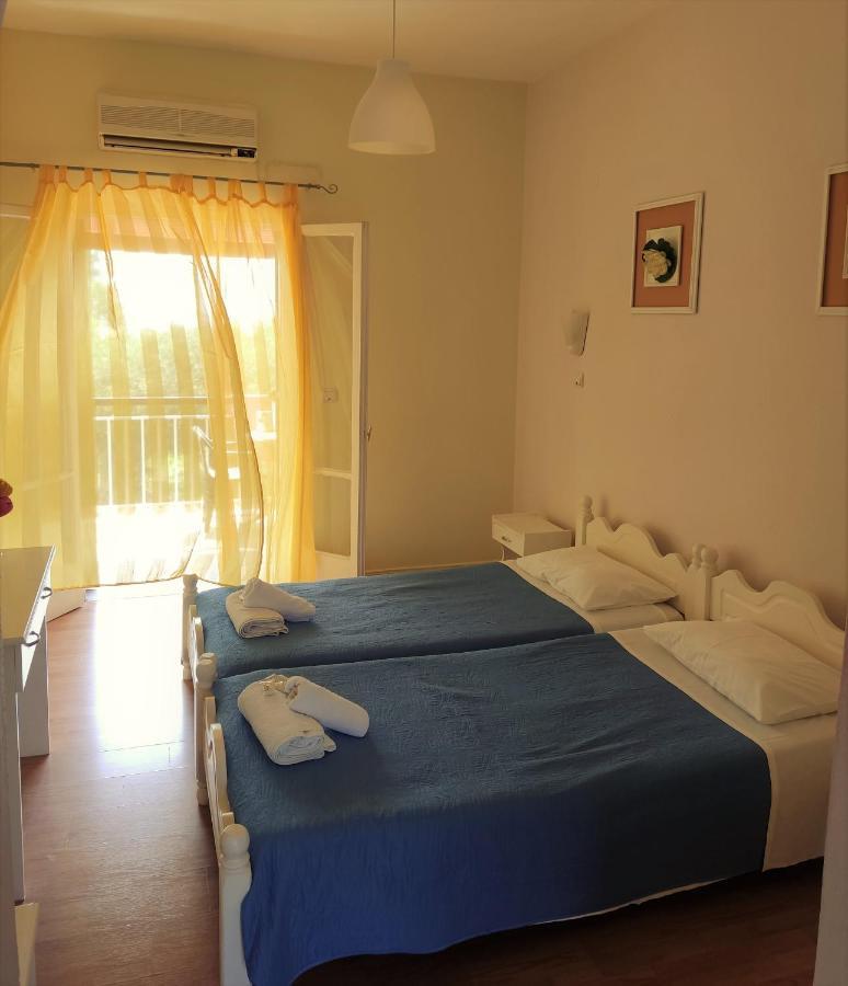 Firefly Hotel Moraitika Exterior foto