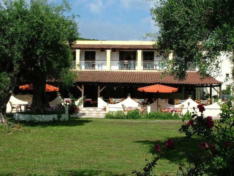 Firefly Hotel Moraitika Exterior foto
