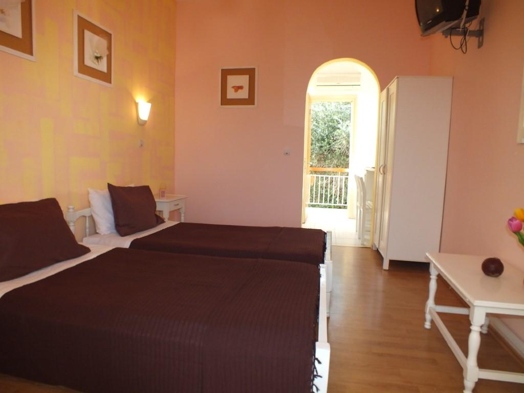 Firefly Hotel Moraitika Exterior foto